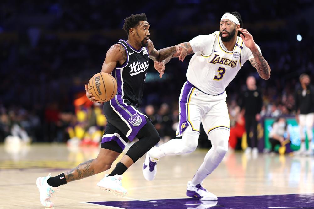 哈钦森的回 哈钦森的回