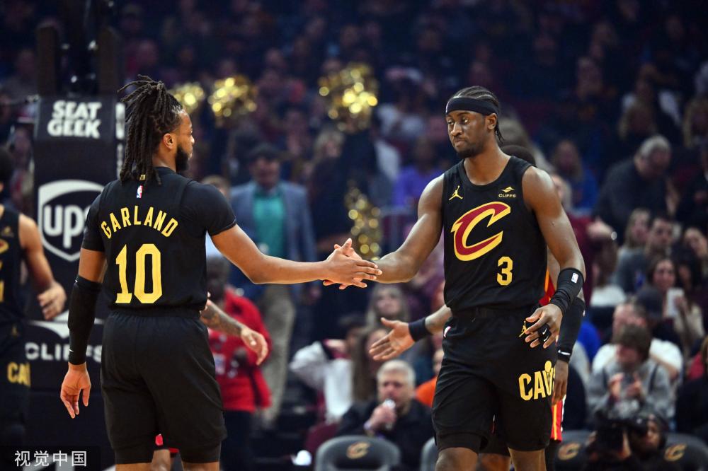 在比赛初期 在比赛初期