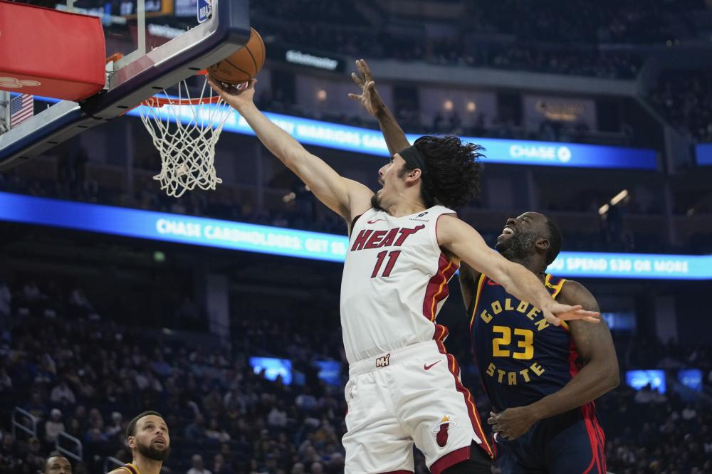 一位被判 一位被判